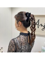 ネスト(Nest)&nbsp;ポニーテールアレンジ