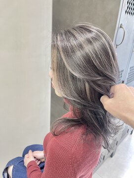 フェリア 松山(Feria) 【Feria松山】柔らかベージュ×バレイヤージュ♪“石田幸輔”