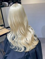 ベレーザ 渋谷(BELEZA)&nbsp;16706金髪抜きっぱなしブロンドハッシュカットホワイトブロンド