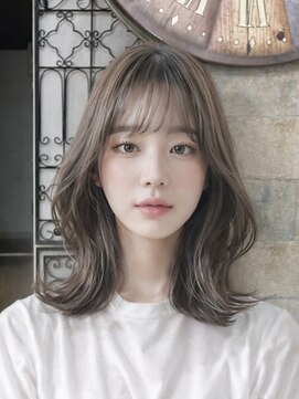 インデペンデンス(independence) ふんわり外ハネ×ミディアム×コテ巻き 10代20代30代40代