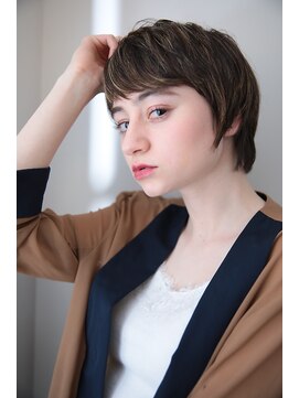 プラグ バイ ネオリーブ(plug by neolive) スッキリマニッシュショート☆