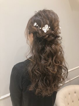 ネオリーブギンザ 銀座店(Neolive GINZA) ハーフアップ ヘアセット