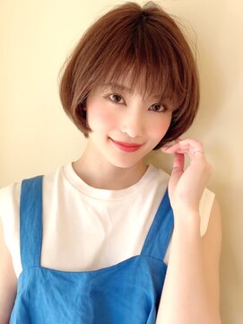 レウナ 外苑前(Reuna) ３０代・４０代に人気お手入れ簡単ショートボブスタイル