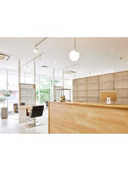 HOT PEPPER Beauty AWARD 2025 BEST SALON 注目サロン選出！落ち着いた雰囲気で周りを気にせず相談できる◎