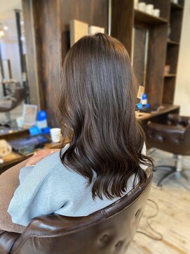 エミュー(emue) 10代20代30代大人かわいい韓国風オリーブベージュヨシンモリヘア