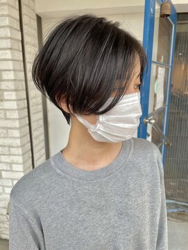 ロディーナ 大口 新子安(rodina) 大人可愛い前下がりショート×ウェットスタイリング/フレッシュ