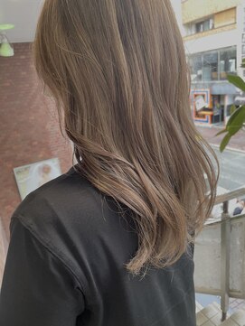 モア 下通店(MORE) 『ベージュハイライト』