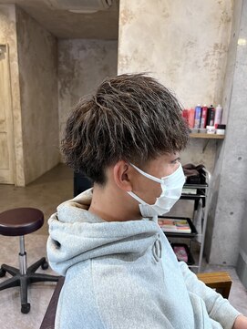 ブリーチ 金沢店(BLEACHi) ハイライト×ソフトツイスト