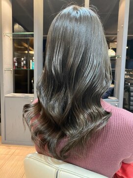 アフロディーテ 銀座(APHRODITE GINZA) 黒髪/グレーベージュ/レイヤーロング/前髪パーマ/銀座