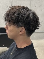 フイ 代々木(Hui)&nbsp;メンズ/アップバング/ツーブロックマッシュ/束感ショート波巻き