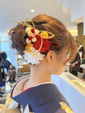 ビファインイーハアヴェダ(Befine e-ha AVEDA) 成人式、卒業式ヘアセット