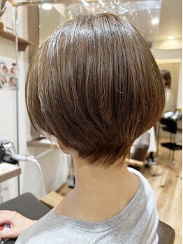 ヴィサージュ ディオ 柏モディ店(VISAGE dio)の写真/《柏駅南口1分》本物志向の大人女性も納得の技術力。髪や頭皮に優しい薬剤を使用し白髪もしっかりカバー◇