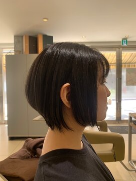 アース 高円寺店(HAIR & MAKE EARTH) 収まりやすいショートスタイル〔@earth_kouhei 〕