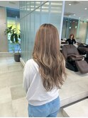 <オバマ>ブリーチで作る柔らかく透け感のあるハイトーンベージュ