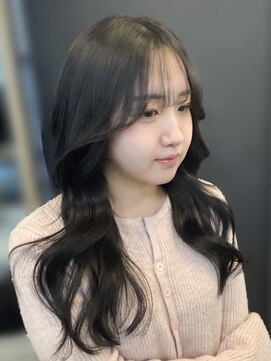 アリュウル 表参道(ALLURE) ブルーブラック×ヨシンモリ◎佐藤