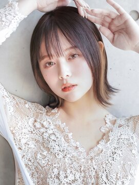 大人可愛い20代30代40代黒髪前下がりひし形小顔ボブ