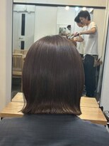 ファルベ(Farbe) 黒髪/オリーブグレー/小顔/ココアベージュ