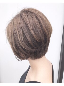 ヘアー イズム アンズー(HAIR ISM ANZU) 高明度カラー+大人ボブ