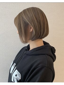 アクロ 梅田店(ACRO) 前下がりコンパクトボブ　ハイライトベージュ