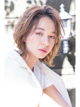 ルーク 立川(LUK) Lien☆レイヤー外ハネ毛先パーマボブ×フォギーベージュ 立川