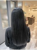 ダークグレー