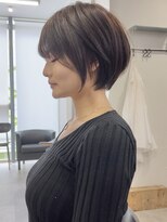 ビュー フクオカ(VIEW FUKUOKA)&nbsp;モードに大人可愛いダークアッシュイメチェンショートボブ