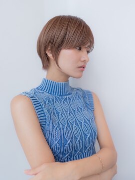 メゾンバイハバナ(maison by HAVANA) 20代30代大人かわいい斜めバンググレージュカラー小顔ショート