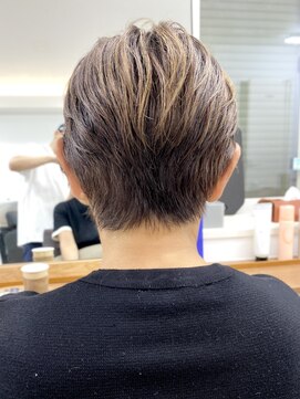 ランプ(Lamp) くびレイヤーグレーベージュニュアンスカラー白髪染め白髪ぼかし