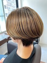 オリオリ ネイ(oli-oli ne'i)&nbsp;小顔ショート/ミルクティーベージュ/30代40代50代