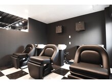 【フルフラットなシャンプー台】