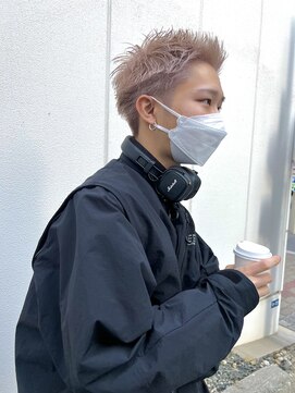 ヌープヘアーアイス(NUUP.hair ici) 韓国スパイキーショートピンクベージュハイトーン