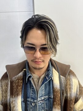 メンズサロン キング 心斎橋店(Men’s salon K!ng) ホワイトメッシュ/ツイスト/ツイスパ/パーマ/メンズ/眉毛/心斎橋