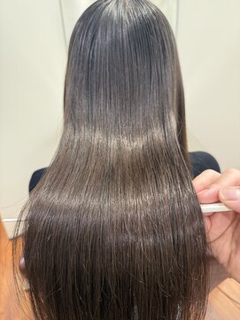 グランルッソ 岡山イオン前(GRAN LUSSO) 髪質改善ストレート10/14