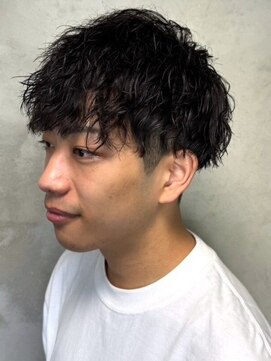 ディスイズバーバーサード(THIS IS BARBER 3rd) ツイストスパイラルパーマ ツーブロックマッシュ 束感