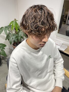 アリーズ シブヤ(ALLYS shibuya) 波巻きパーマ