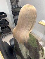 トト 船橋店(toto.)&nbsp;★ダークアッシュミディアムレイヤーカット大人ガーリー[船橋]