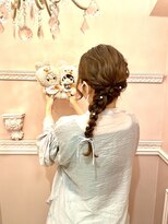 グルーヴ グルーヴ フェエリー(groove groove feerie)&nbsp;花はきらめくラプンツェルヘア 新宿歌舞伎町ヘアセット