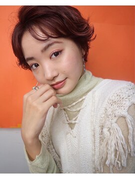 ヨンシ(jonsi) ピンクベージュ×アップバングショート