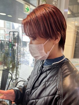 ヘアーアンドメイク ビス(HAIR&MAKE bis) 深みのあるワインレッドカラー♪【多田　華歌】
