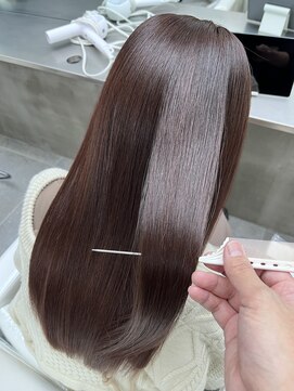 ルートエイチ 市川(Root H) イメチェンチェリーブラウンフェミニンモードダークアッシュ