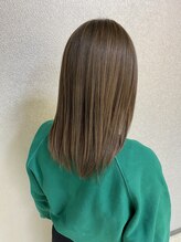 カーキグレージュ