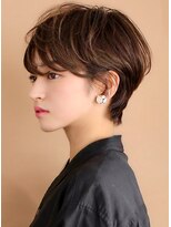 ロビー 表参道(ROBBY)&nbsp;分け目なしマッシュショート/30代/40代/前髪あり/耳かけ