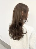 ベージュブラウン