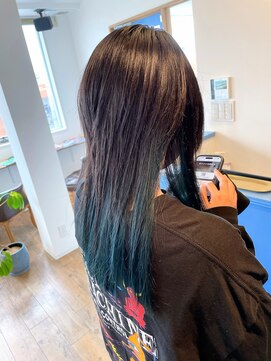 ドルチェ(dolce) ウルフ×グラデーションカラーブルー 髪質改善
