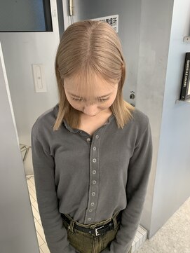 ペレ 梅田(PELE) 黒髪/ボブルフ/ネビージュ/小顔/ワンレン/梅田/髪質改善/前髪