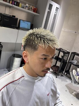 フランクスバーバーザスタンド(Frank’s barber the stand) ラルフカール×スパイキーショート×フェザーパーマ飯田橋F