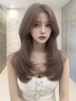 ユーフォリア 渋谷グランデ(Euphoria SHIBUYA GRANDE)&nbsp;海外レイヤー バタフライカット 顔周りレイヤー ベージュカラー