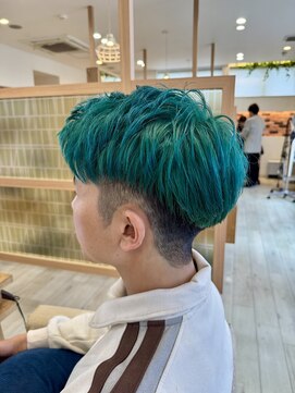 アドラーブル 長岡リップス旭岡店(adorable) 20代 イケメン Kpopアイドル グリーンver