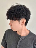 アノ(Ano.)&nbsp;大分ニュアンスパーマセンターパートフェザーパーマ毛流れパーマ