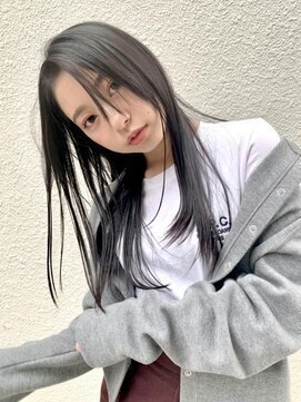 シロ(siro) 柔らかレイヤースタイル☆松井美咲季